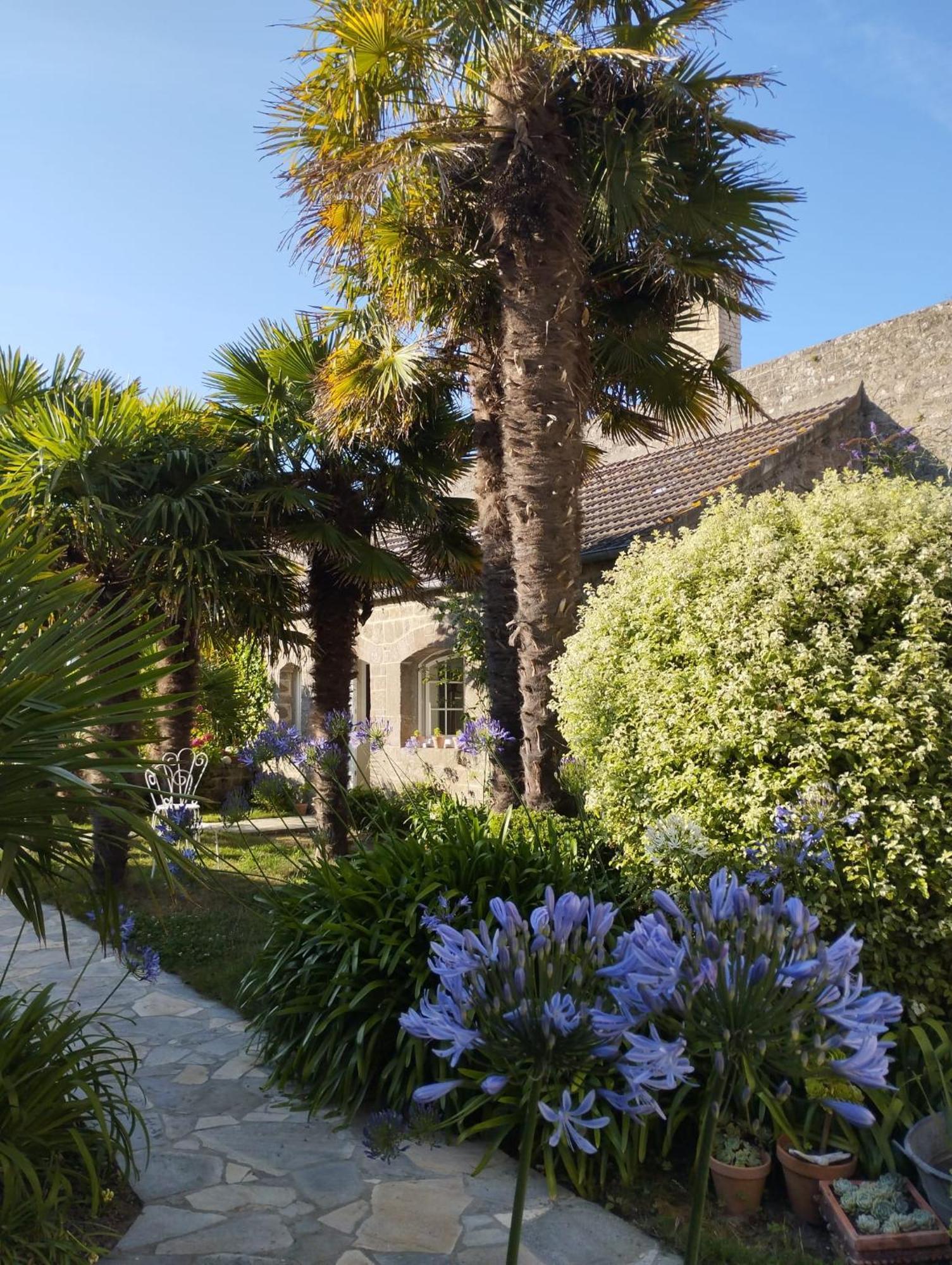 Le Prieure Barfleur Bed & Breakfast Dış mekan fotoğraf